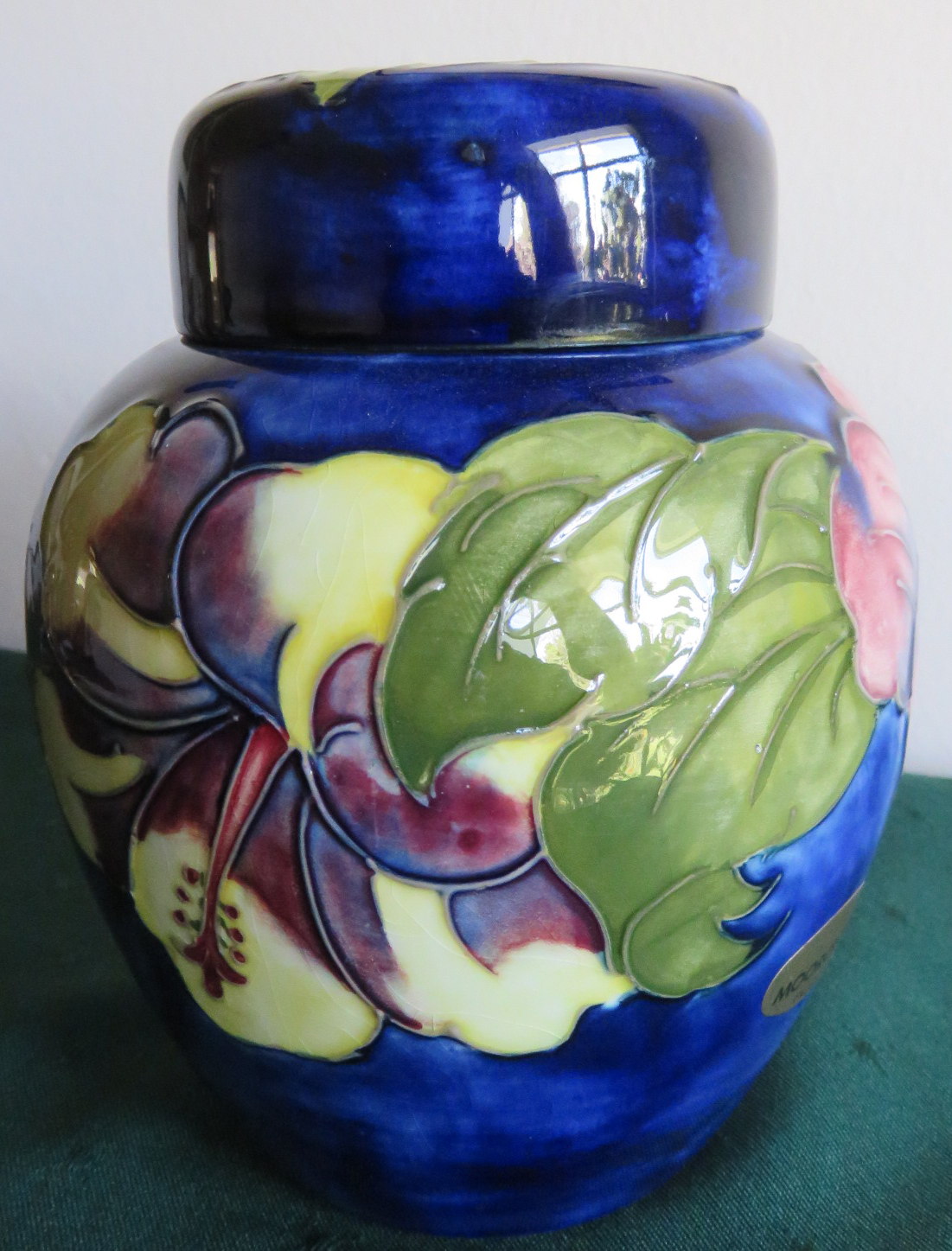 Moorcroft Hibiscus, Ginger Jar